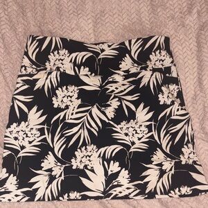 Chic Black and Cream Floral Mini Skirt